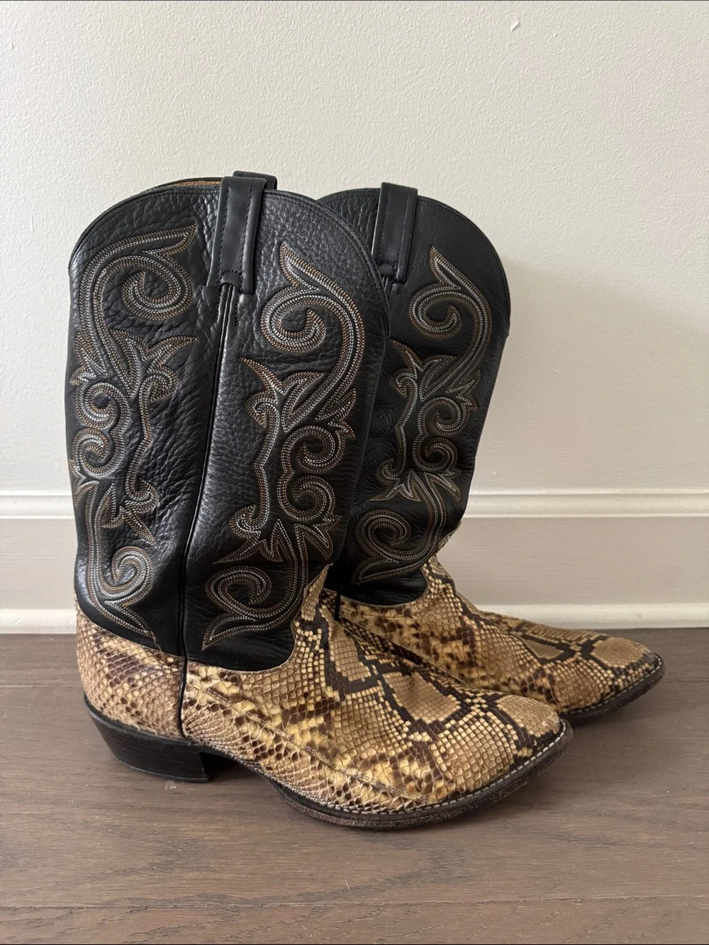 Nocona USA Made Genuine Python Snakeskin Cowboy Boots Men's 11D Exotic Western - Picture 1 of 11